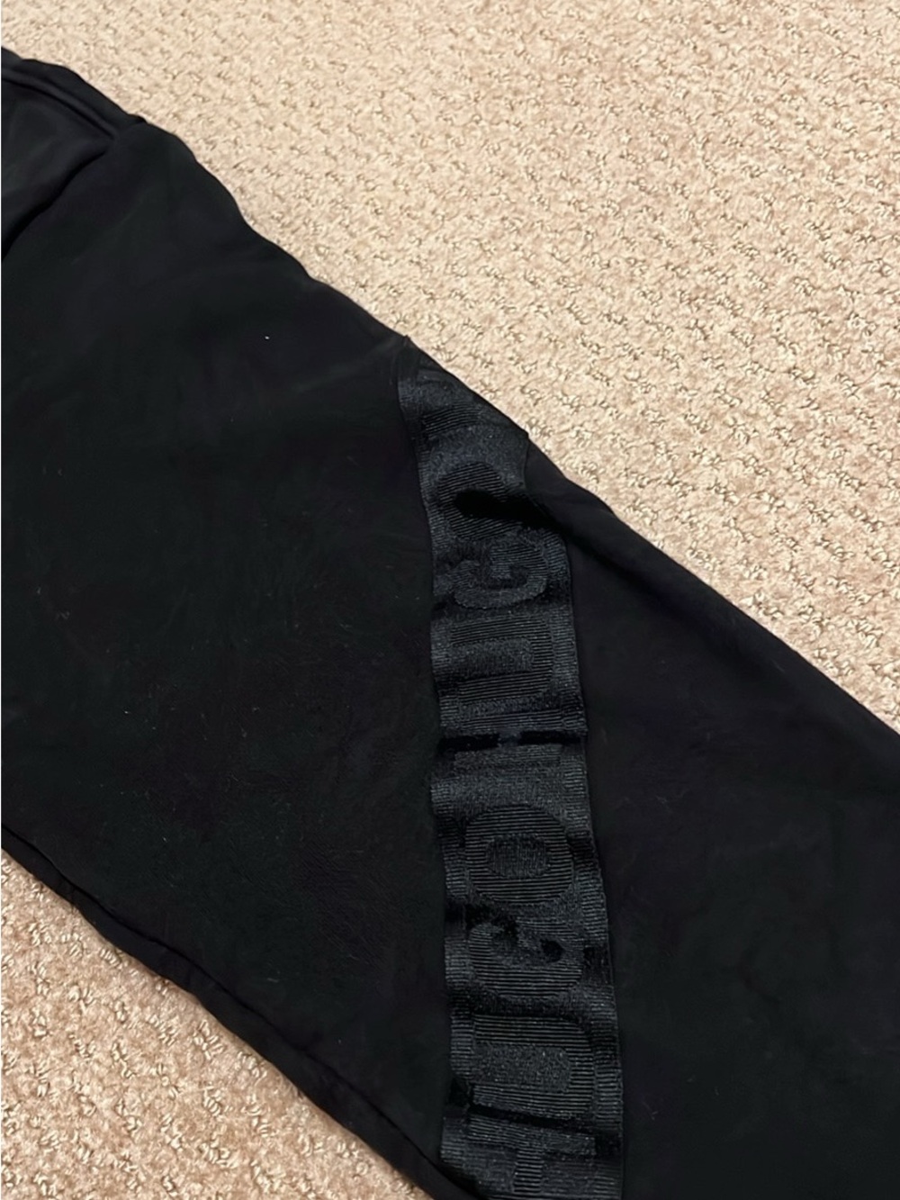 HUGO Boss Men's Black Crewneck Sweater | Size M - Picture 7 of 8